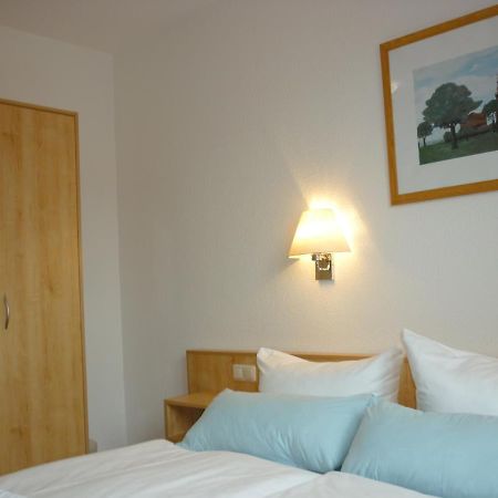 Pension Zum Leuchtturm Bastorf Екстериор снимка