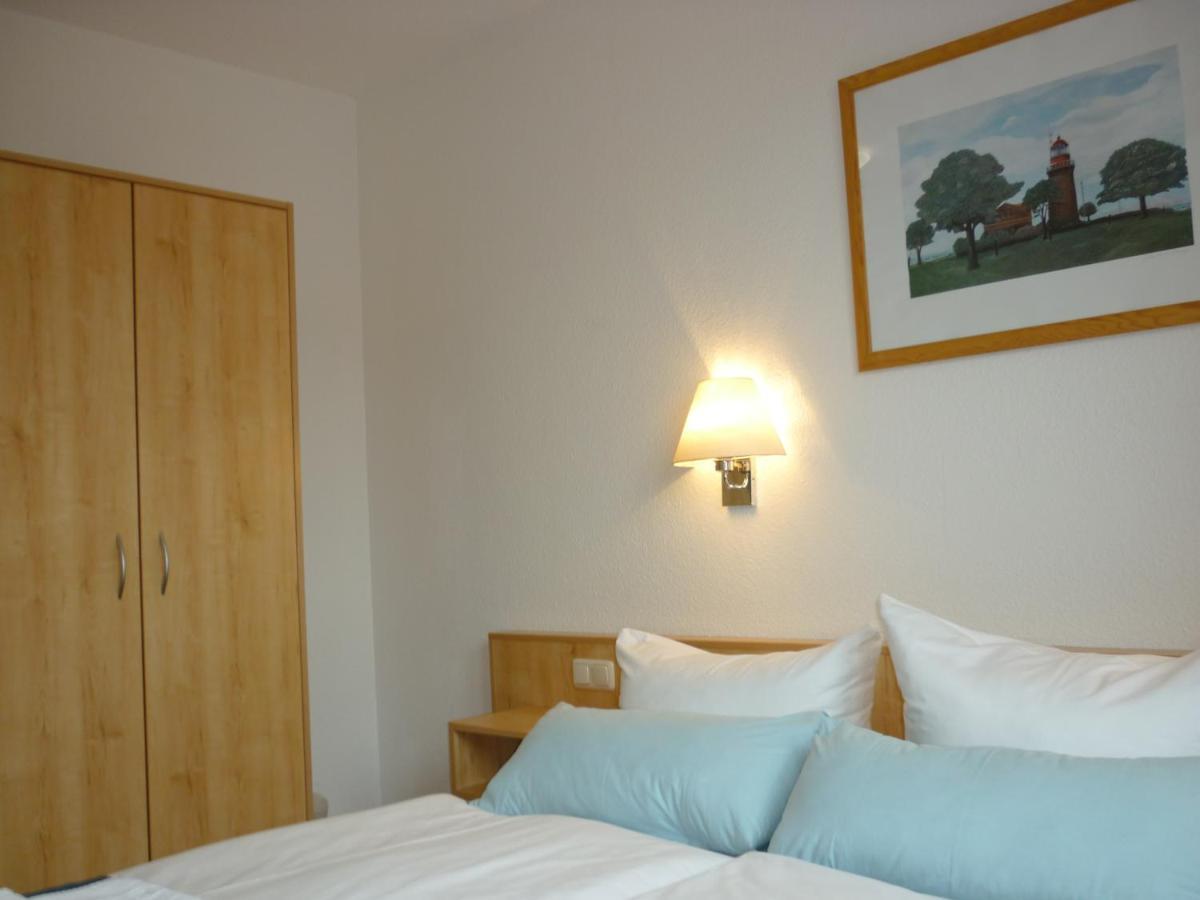 Pension Zum Leuchtturm Bastorf Екстериор снимка
