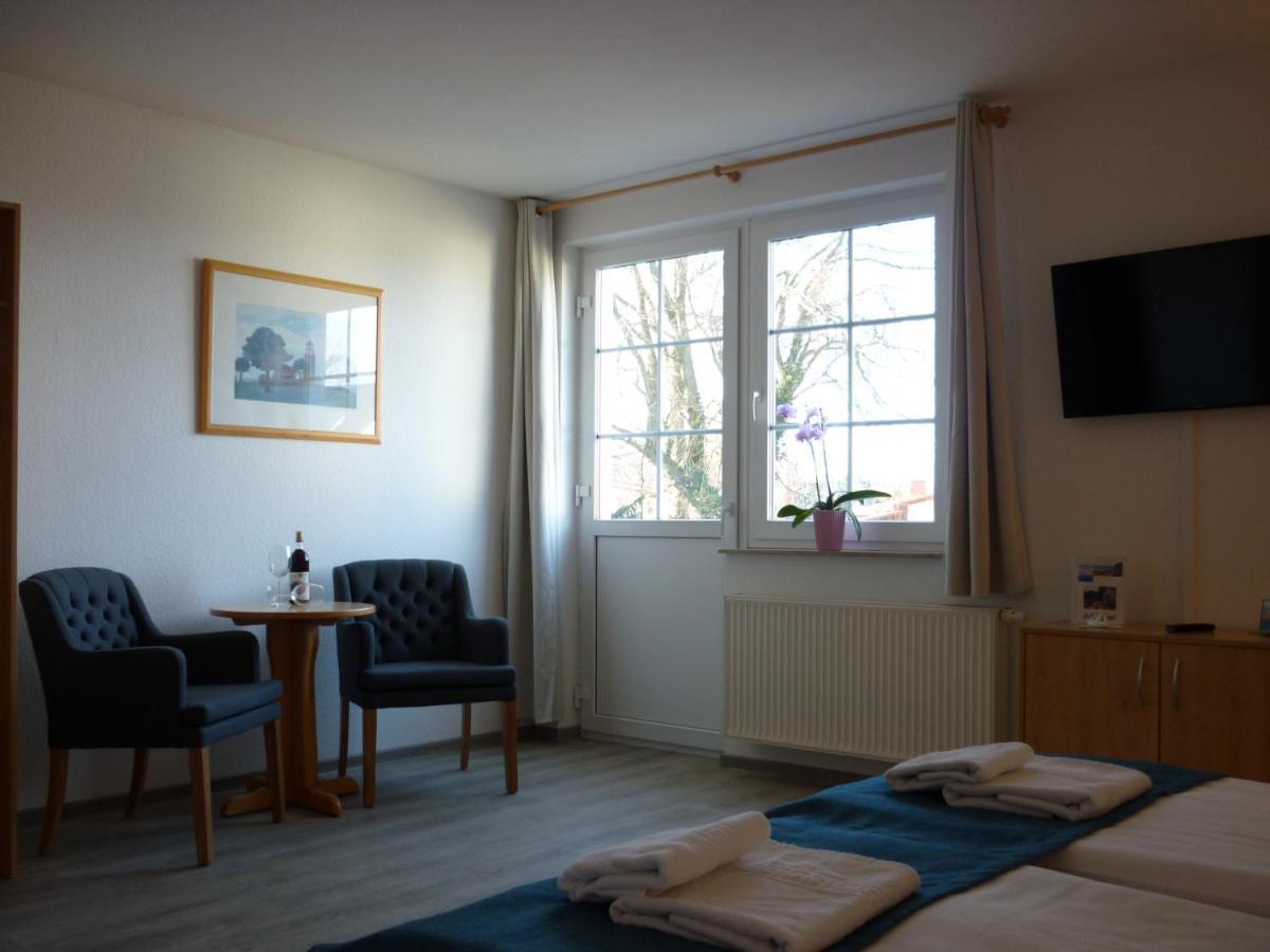 Pension Zum Leuchtturm Bastorf Екстериор снимка