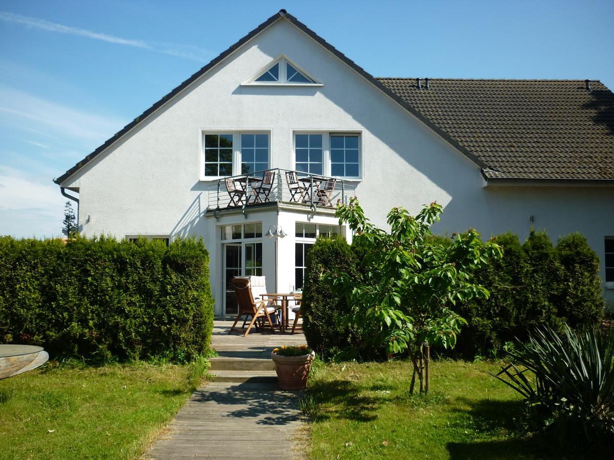 Pension Zum Leuchtturm Bastorf Екстериор снимка