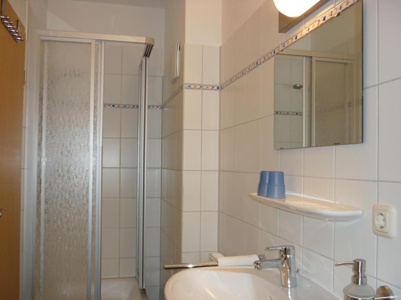 Pension Zum Leuchtturm Bastorf Екстериор снимка